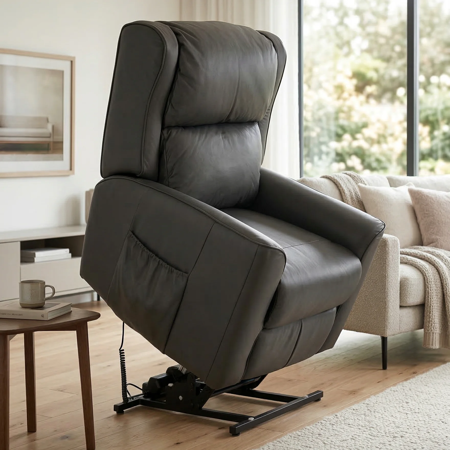 Baltimore Lift Chair - Leather